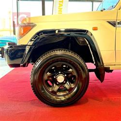 تويوتا لاند كروزر 70